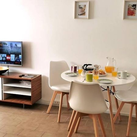 Luminoso 2 Ambientes En Almagro Av Corrientes 3 Personas Apartment Buenos Aires Exterior photo